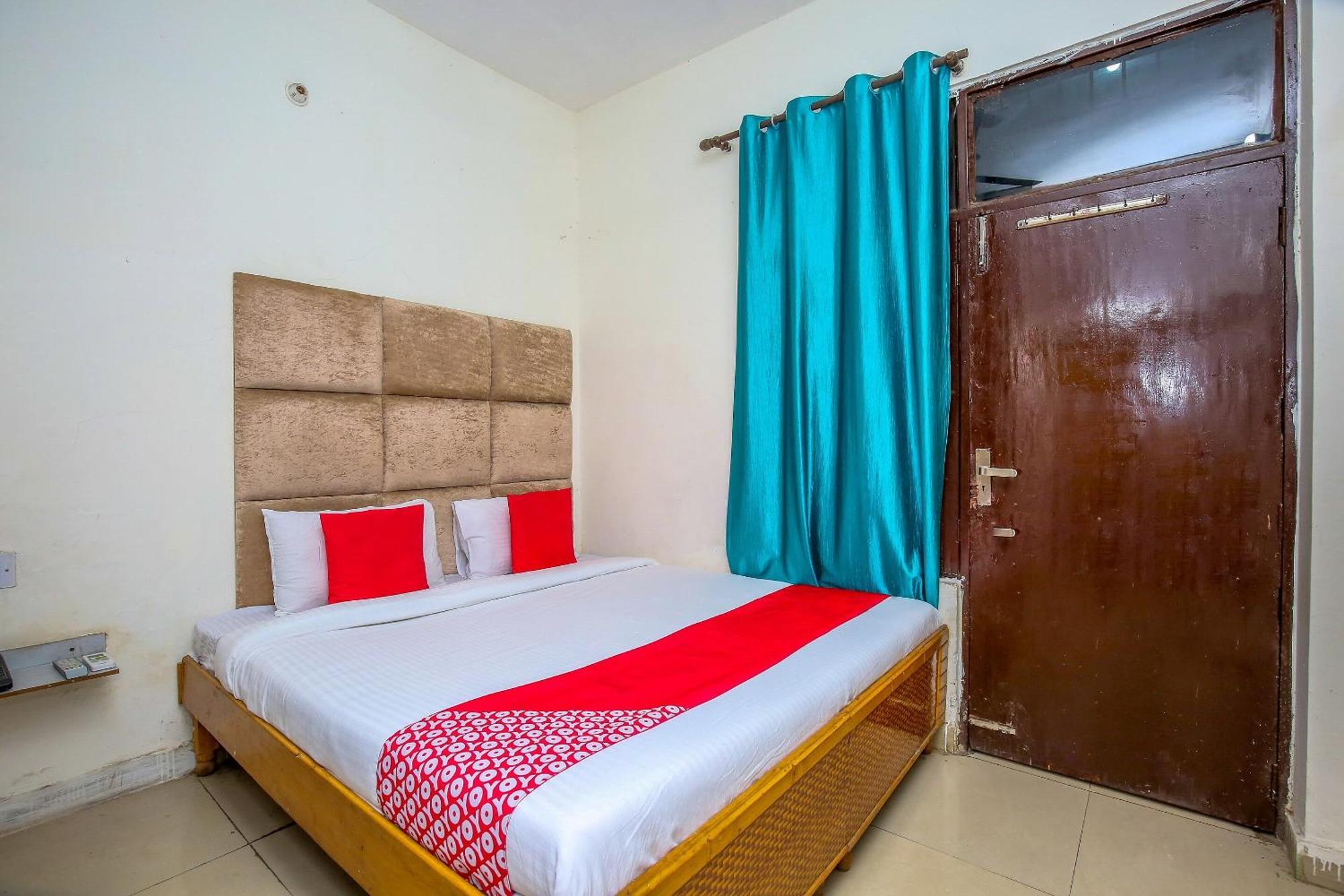 Hotel O Rr Villa Chandīgarh Extérieur photo