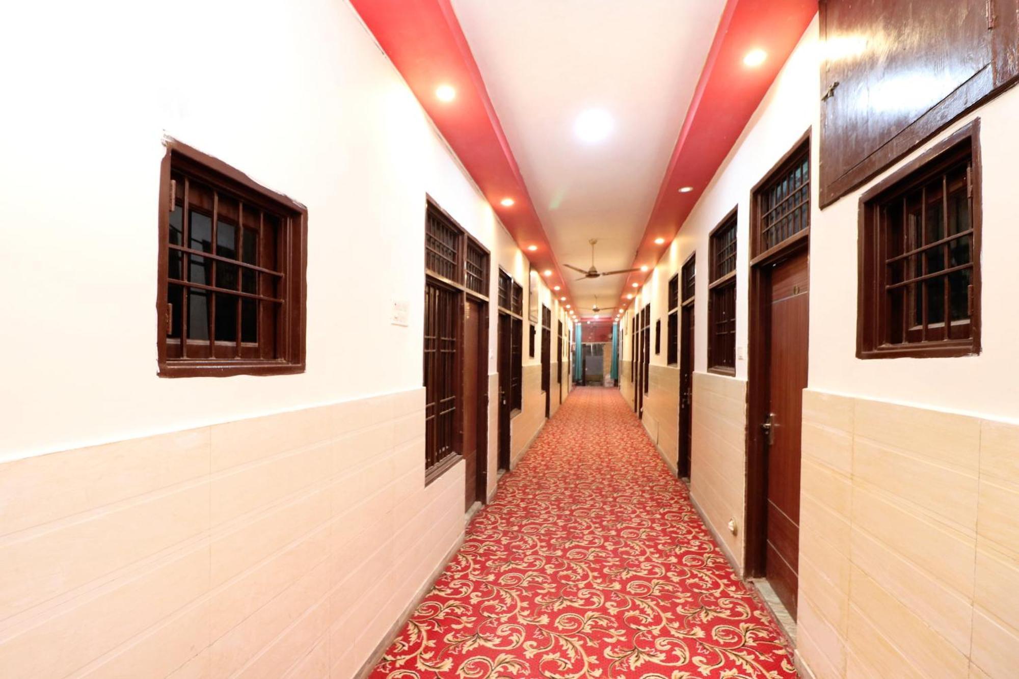 Hotel O Rr Villa Chandīgarh Extérieur photo
