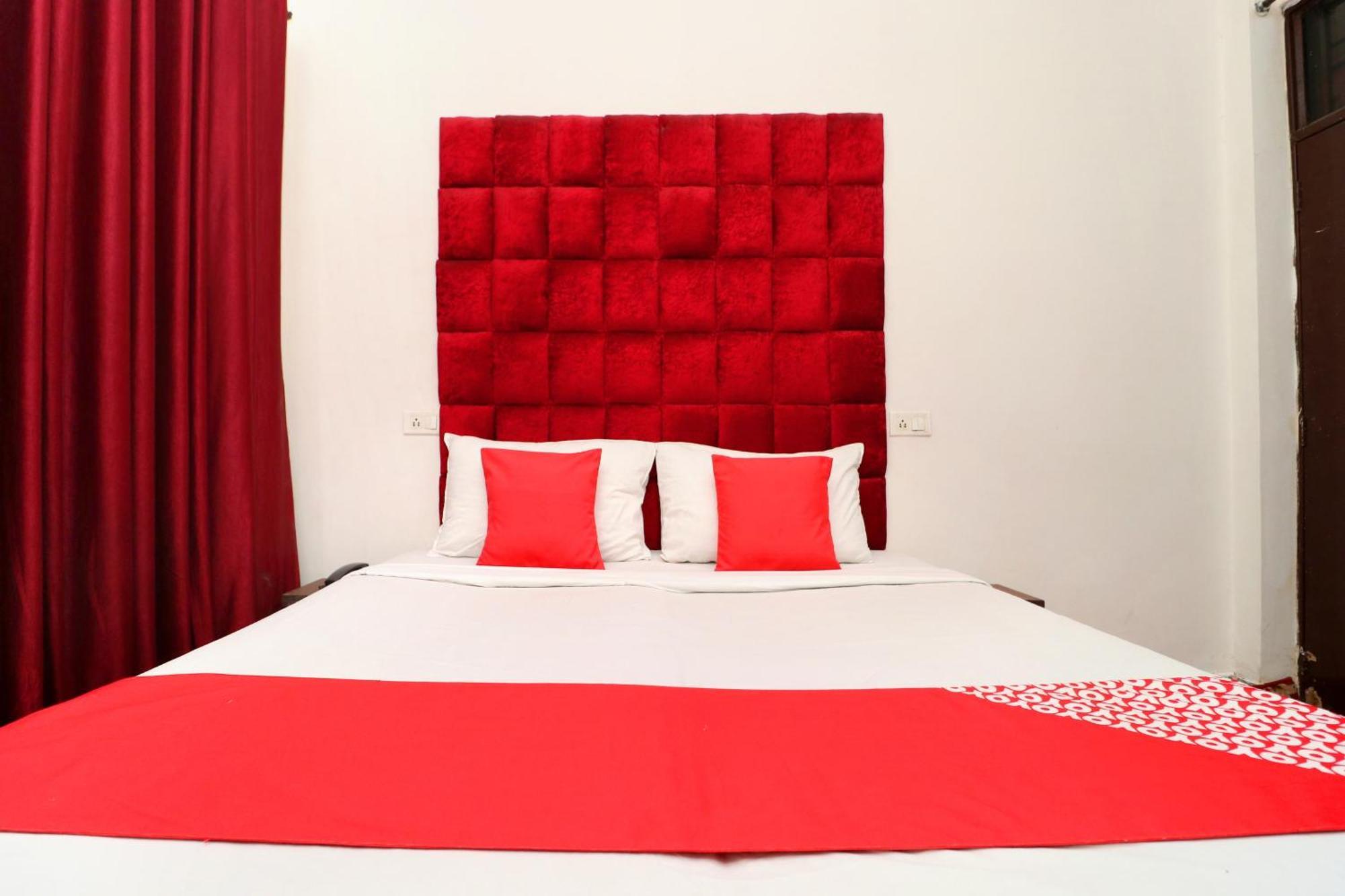 Hotel O Rr Villa Chandīgarh Extérieur photo