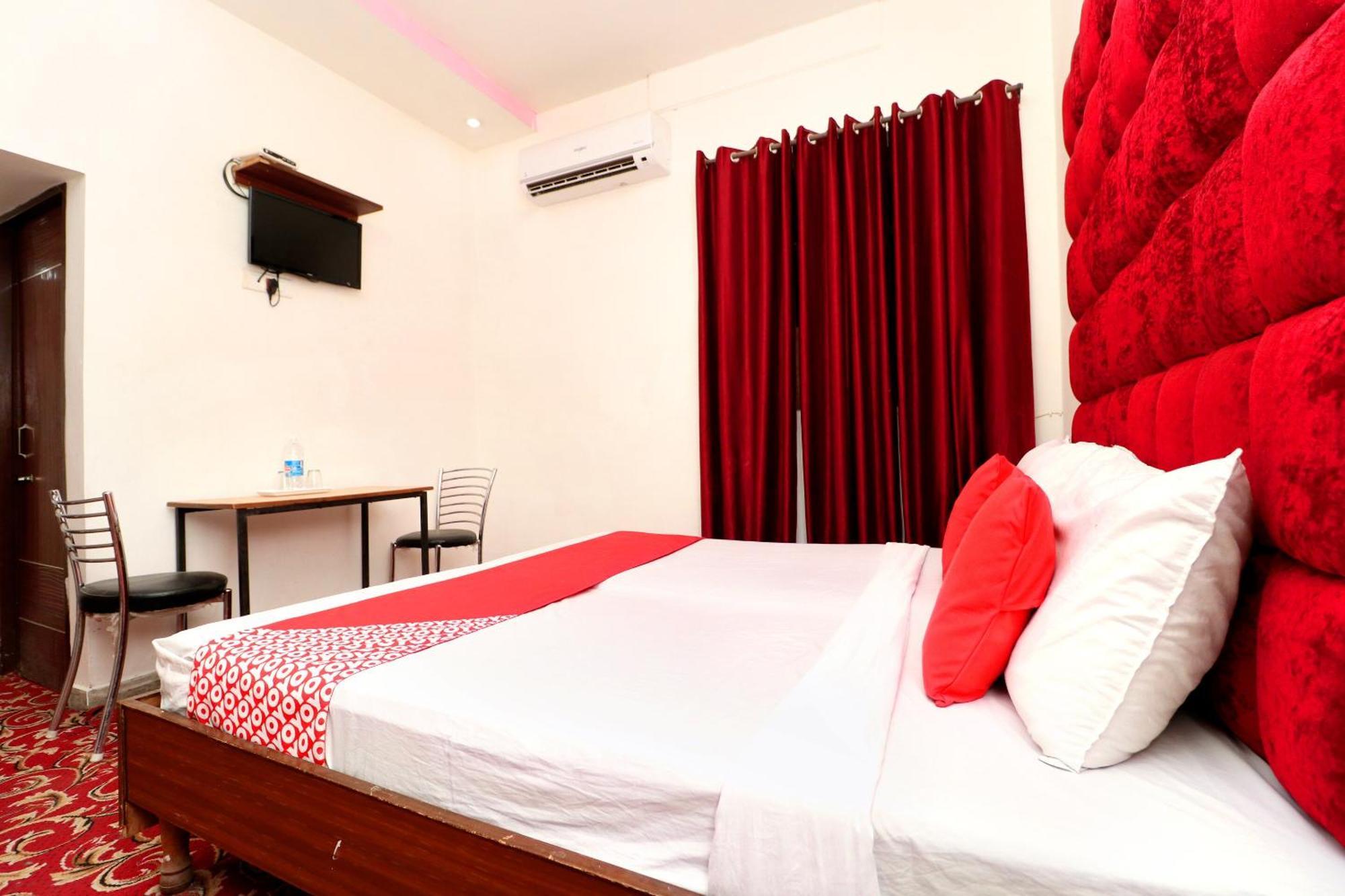 Hotel O Rr Villa Chandīgarh Extérieur photo